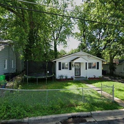 910 Elfin Ave, Capitol Heights, MD 20743