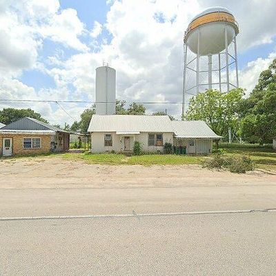 915 N Jefferson St, La Grange, TX 78945