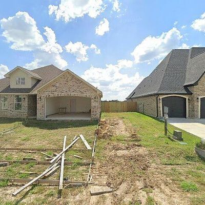 9175 Bell Flower St, Beaumont, TX 77713