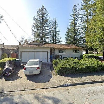 921 Gandul Calle, Santa Rosa, CA 95409