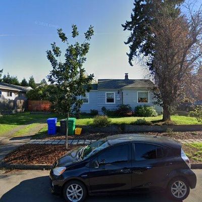 924 Ne 68 Th Ave, Portland, OR 97213