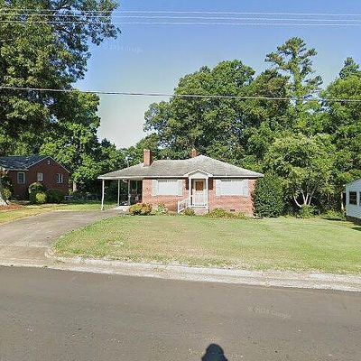 928 Cliff Rd, Asheboro, NC 27203