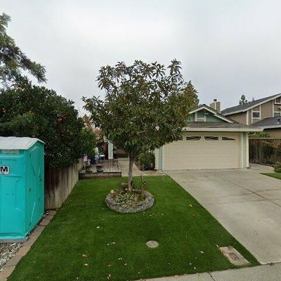 928 Sage Dr, Vacaville, CA 95687