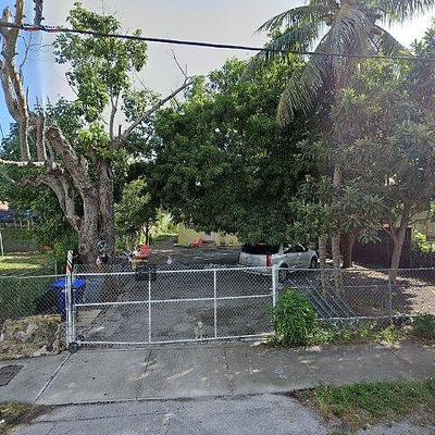 9333 Nw 5 Th Ave, Miami, FL 33150