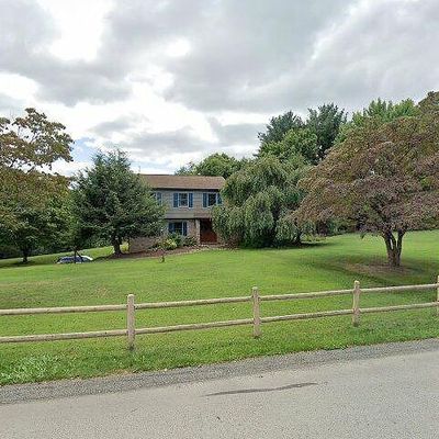 935 Monroe Ct, Apollo, PA 15613