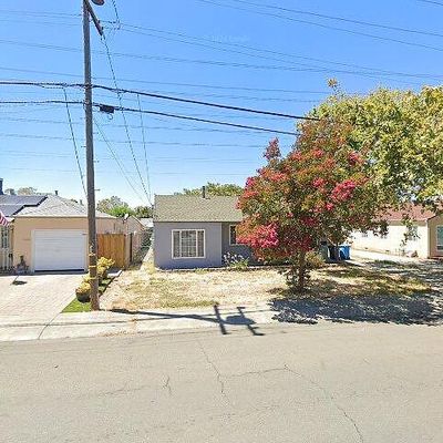 945 Oakwood Ave, Vallejo, CA 94591