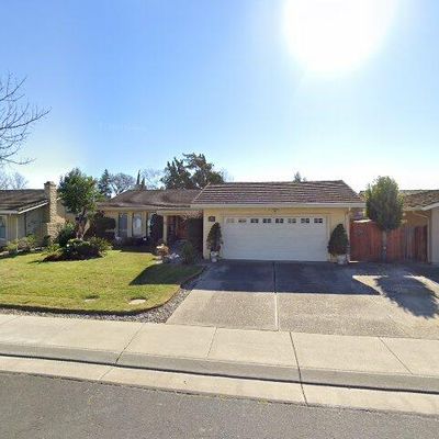 946 Sunnyoak Way, Stockton, CA 95209