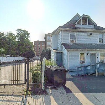 95 Lafayette St #2, Stamford, CT 06902