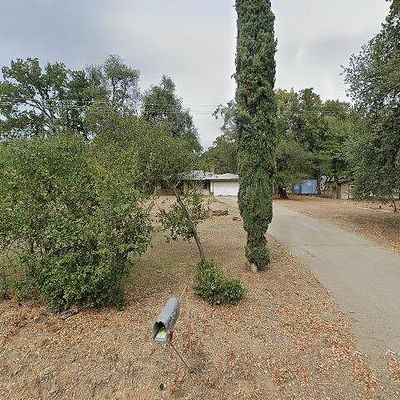 952 Branstetter Ln, Redding, CA 96001