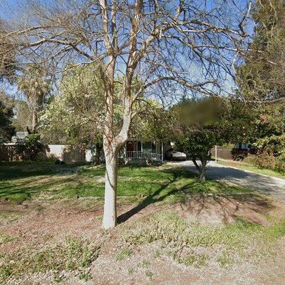 825 E Griffith Way, Fresno, CA 93704