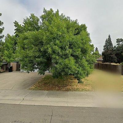 8265 Wightman Ave, Fair Oaks, CA 95628