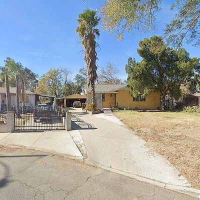 8332 Cherimoya Ave, Fontana, CA 92335