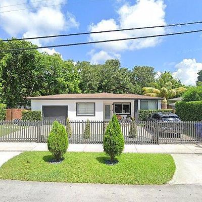 8381 E Dixie Hwy, Miami, FL 33138