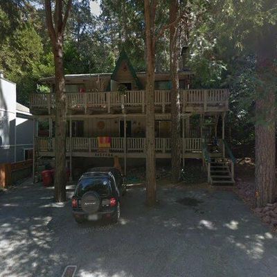 843 Fern Dr, Crestline, CA 92325