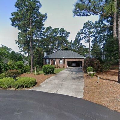 85 Sawmill Rd W, Pinehurst, NC 28374