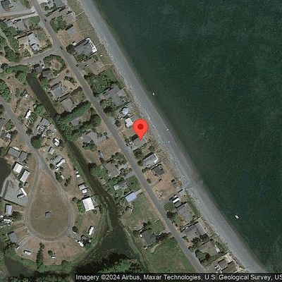 851 3 Crabs Rd, Sequim, WA 98382