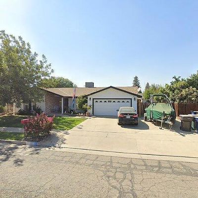 857 N Arbor Dr, Tulare, CA 93274