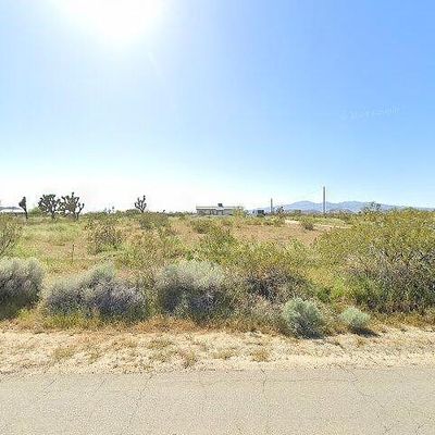 8601 Mojave Tropico Rd, Rosamond, CA 93560