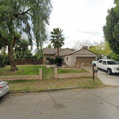 872 N Clifford Ave, Rialto, CA 92376