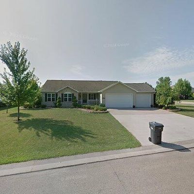 W5891 Sweet William Dr, Appleton, WI 54915