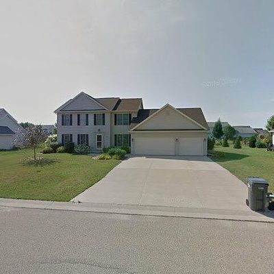 W6045 Zinnia Dr, Appleton, WI 54915