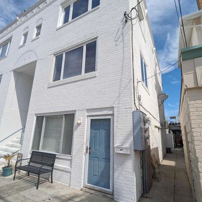 1 1/2 N Newport Ave, Ventnor City, NJ 08406