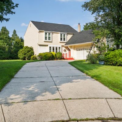 10 Camelia Ln, Mount Laurel, NJ 08054