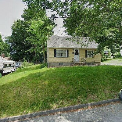 10 Goucher Ave, Worcester, MA 01605