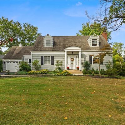 10 Weidel Dr, Pennington, NJ 08534