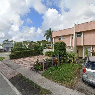 960 Sw 80 Th Ave, North Lauderdale, FL 33068