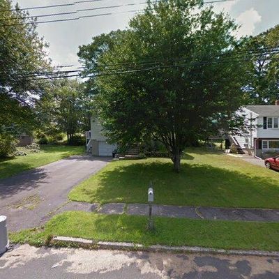 98 N Atwater St, East Haven, CT 06512