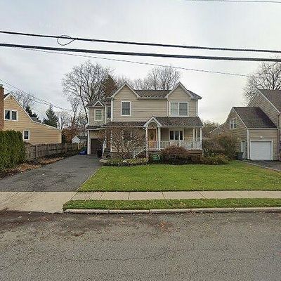 981 Pacific St, New Milford, NJ 07646