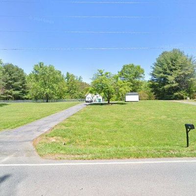 983 Flat Rock Rd, Reidsville, NC 27320