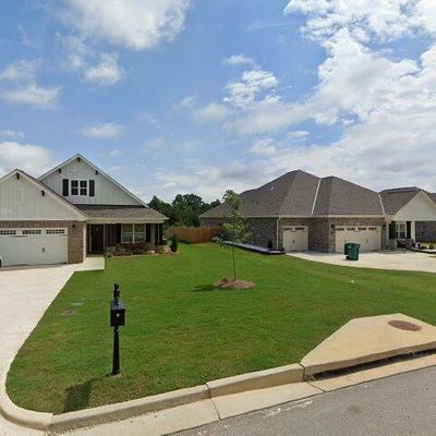 99 Quail Run Ave, Smiths Station, AL 36877