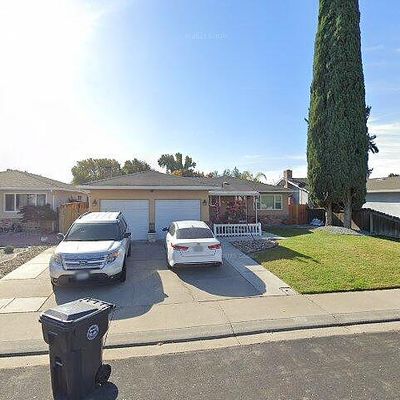 998 Sapphire Way, Manteca, CA 95336