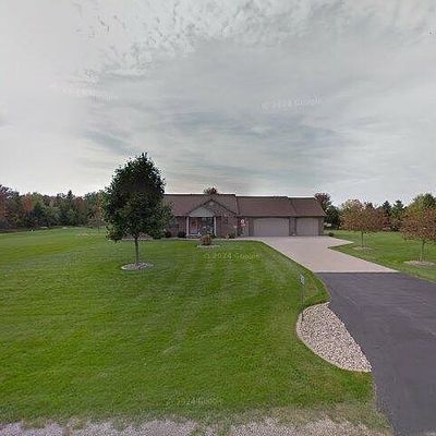 N2383 Meadow Creek Ct, Kaukauna, WI 54130