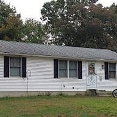 108 Vineland Ave, East Longmeadow, MA 01028