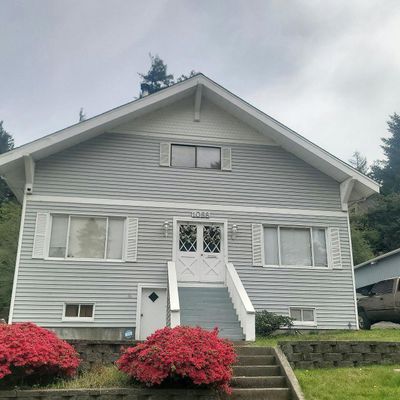 1088 N 8 Th St, Coos Bay, OR 97420