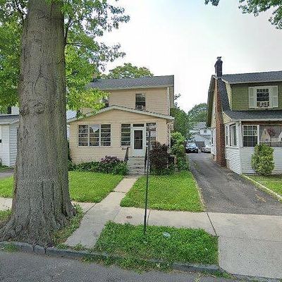 11 Grand Ave, East Orange, NJ 07018