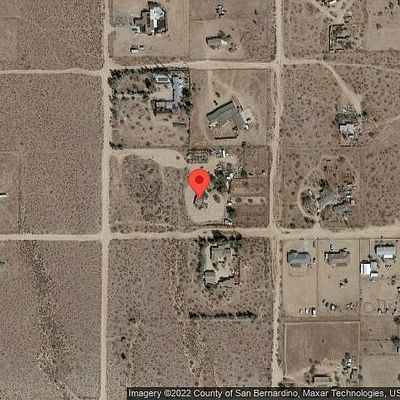 11033 Chipmunk Rd, Apple Valley, CA 92308