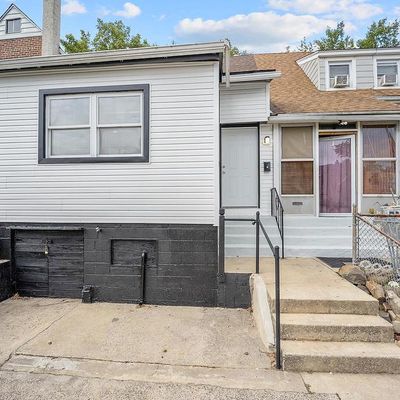 1104 Sterling Ave, Marcus Hook, PA 19061