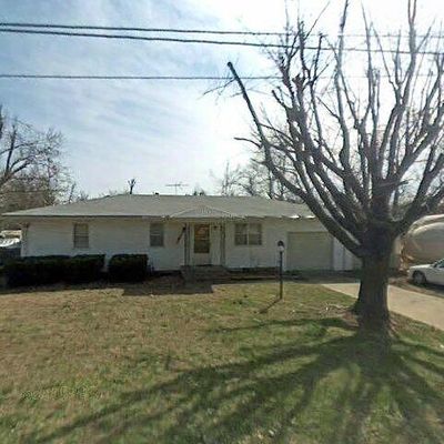 1106 Franklin St, Sarcoxie, MO 64862