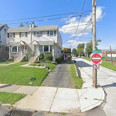 111 E Broadway Ave, Clifton Heights, PA 19018