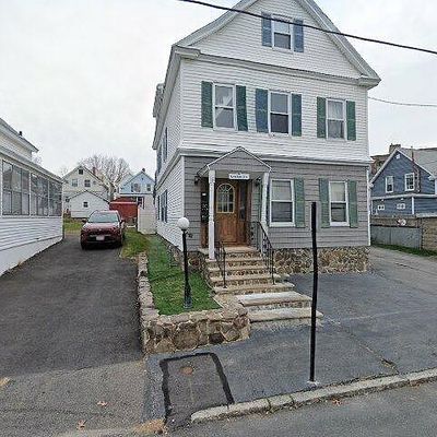 111 Gershom Ave, Lowell, MA 01854