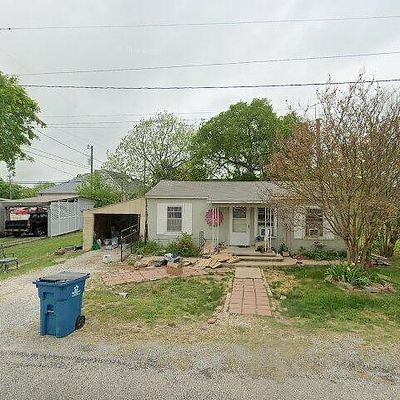 112 Morgan St, Tom Bean, TX 75491