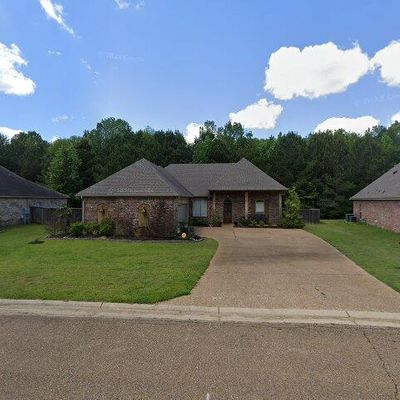 115 Butler Creek Dr, Florence, MS 39073