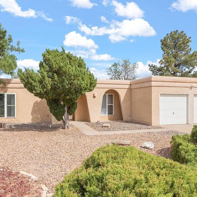 10112 La Paz Dr Nw, Albuquerque, NM 87114