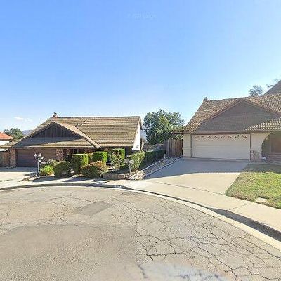 1018 Amber Dr, Santa Paula, CA 93060