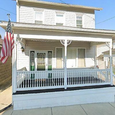 102 B St, Pen Argyl, PA 18072