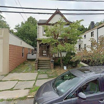 102 Wright St, Staten Island, NY 10304